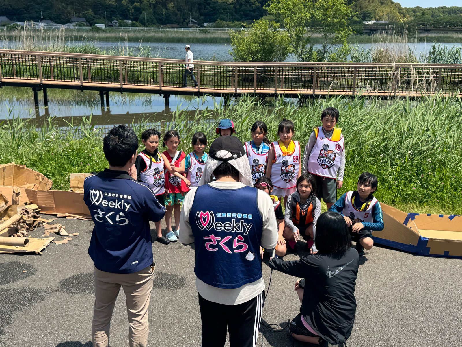 佐倉市広報番組「Weeklyさくら」の取材を受ける選手たち